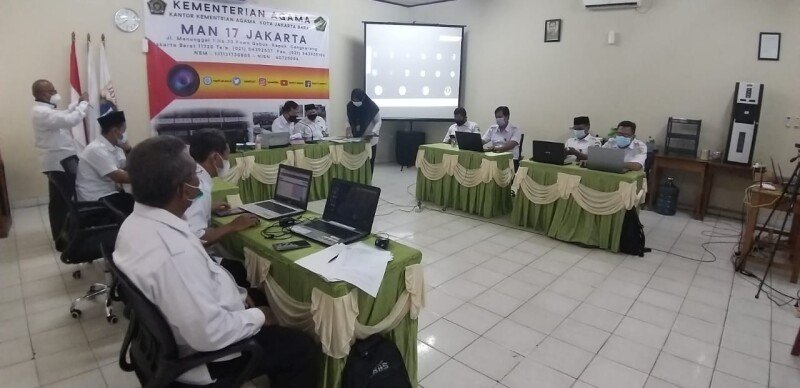 Ujian Melalui Daring, Kamad MAN 17 Jakarta Harap Menghasilkan Siswa Prestasi 91283c34da923343665b40e6e2f29a79.jpg